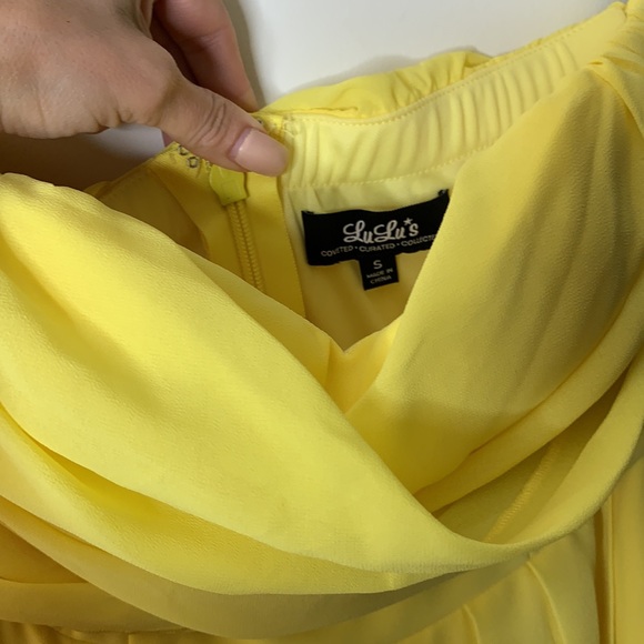 NWT!! Gorgeous yellow prom dress 🌟NEVER WORN!!! ✨ - Picture 2 of 5